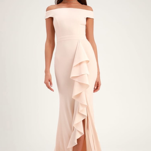 Lulus Dresses & Skirts - Lulus Mila off the shoulder, cream ruffle dress M